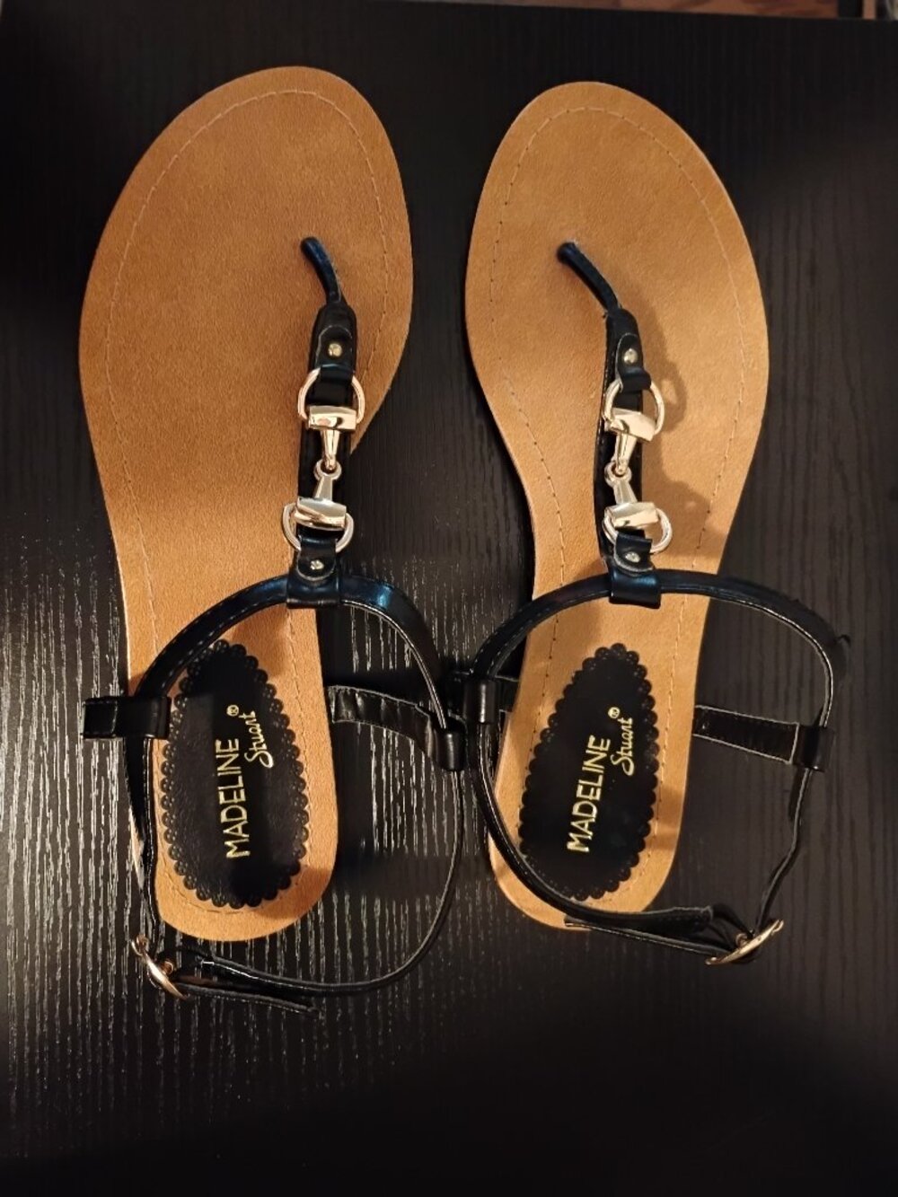 Madeline Stuart "Melissa" Thong Sandal - New without box
